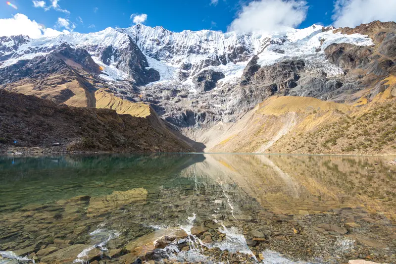 Humantay Lake views with the mountain