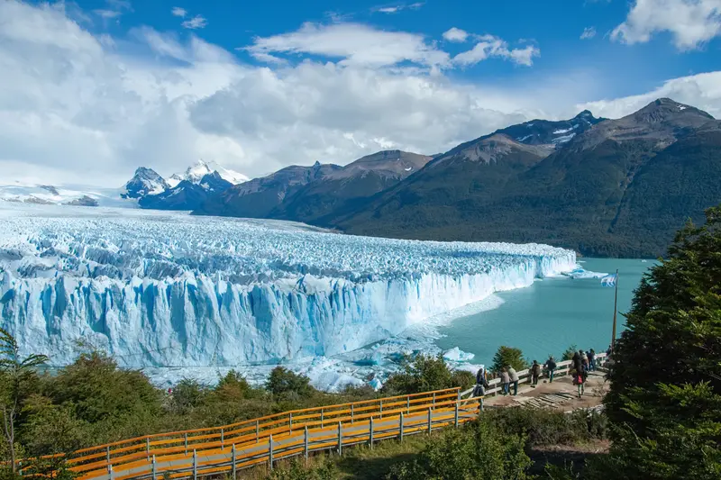 The glacier front with the range behind it